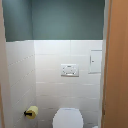 Apartment Apartment *