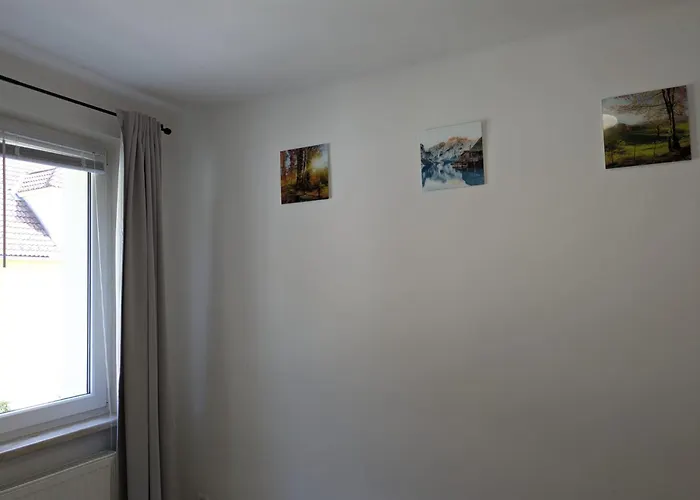 Apartment Apartment *